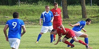 Labdarúgás: kilenc emberrel is sikerült a mohácsi pontszerzés