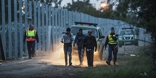 Válsághelyzetet hirdethet ki a kormány a terrorveszély lehetőségének növekedése miatt