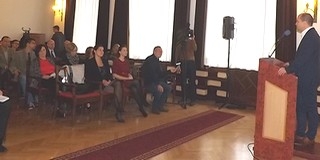A kormány célja a szolgáltató közigazgatás, a hatékony, gyors, egyszerű ügyintézés megvalósítása