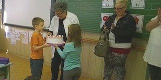 Szülők, nevelők adták a vért, gyerekek kapták a tortát