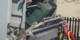 Szelektív hulladékgyűjtő kukákat kapnak Mohácson a családi házak tulajdonosai is