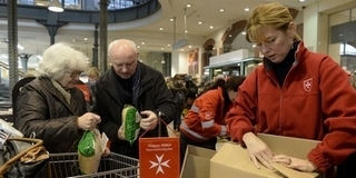 Ilyen melegszívűek a mohácsiak: több száz adománycsomaggal segítették a rászorulókat