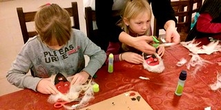 Maszkot ölt apraja-nagyja: Busójárásra készülődnek az iskolások és az óvodások is