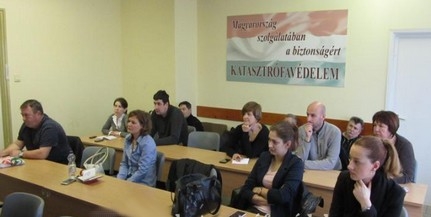 Tűzre, vízre is vigyáznak a közbiztonsági referensek Tűzre, vízre is vigyáznak a közbiztonsági referensek