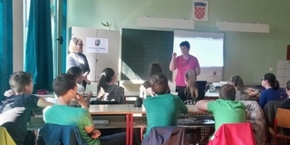 Mohácsi segítséggel erősítették a magyar azonosságtudatot Pélmonostoron, Aranyosgyéresen