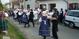Néprajzi versenyen győzött a bólyi Emmausz-járás