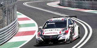 Michelisz harmadik lett az időmérőn Portugáliában, a tempó megvan a dobogóhoz Michelisz harmadik lett az időmérőn Portugáliában, a tempó megvan a dobogóhoz