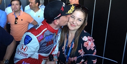 Michelisz ismét a dobogón ünnepelhetett az eseménytelen portugáliai versenyen Michelisz ismét a dobogón ünnepelhetett az eseménytelen portugáliai versenyen
