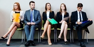 Több mint kétezer baranyai álláskereső elhelyezkedését segítik, mintegy 2,7 milliárd forintból