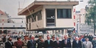 A német egységről nyílt plakátkiállítás a Német Házban