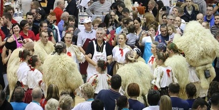Busók erre, busók arra: számos helyre hívják vendégségbe a mohácsi télűzőket