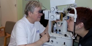 Várják a felajánlásokat: a szemészeten van égető szükség egy műszer megvásárlására