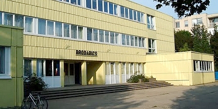 Játékosan ismerkedhetnek meg a Brodával az ovisok