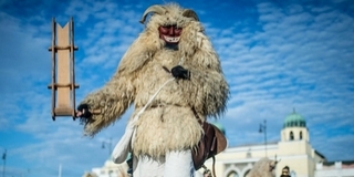 Vasárnap Mohács lesz a világ közepe, táblás ház várható, százezren is érkezhetnek