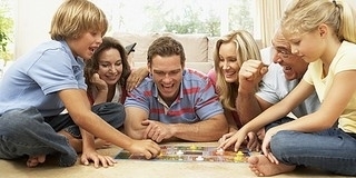 Ismét társasozhatnak szombaton a családok a könyvtárban