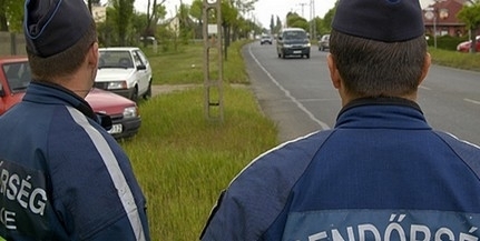 Ez igen: a mohácsi zsaruk csaknem teljesen kisöpörték a szemetet a városból Ez igen: a mohácsi zsaruk csaknem teljesen kisöpörték a szemetet a városból