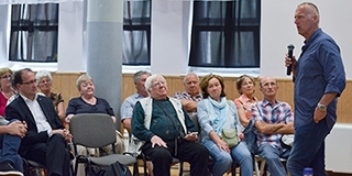 Spöttle: bízzunk a kormányban, ne hagyjuk megvezetni magunkat Brüsszeltől!