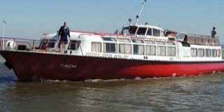 Várhatóan nem leharcolt matuzsálemet, hanem teljesen új turistahajót vásárol a város