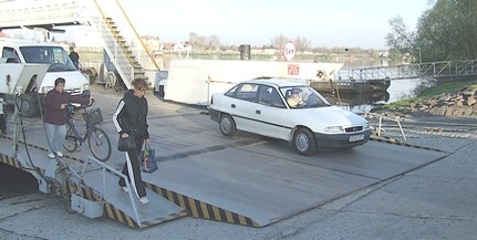 Már csak este hét óráig közlekedik a komp Mohácsnál