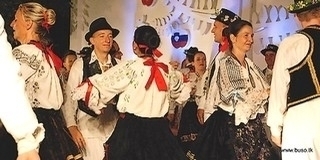 Szüreti- és borfesztiválra várják szombaton a mohácsiakat a Széchenyi térre