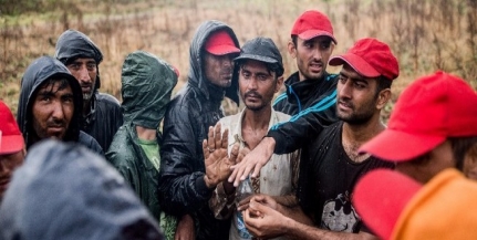 Gyilkosok és bűnözők érkeznek a migránsokkal az országhatárhoz, így Baranyába is