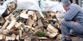 Több mint négyszázan igényeltek támogatást az önkormányzattól a téli tüzelő beszerzéséhez