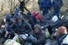 Tanácsok migránsoknak: így lehet kijátszani a törvényeket