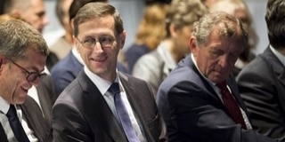 Folyamatosan nőnek a bérek Magyarországon