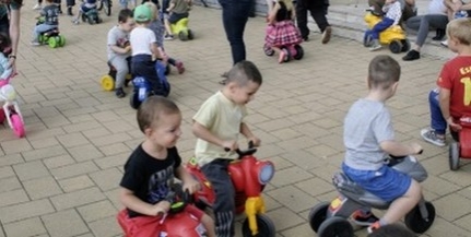 Most a kicsiken lesz a világ szeme: szomban jön a 4. Játékmotoros Találkozó