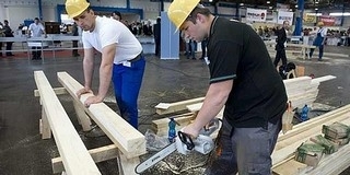 Csaknem negyvenezerrel dolgoznak többen, mint egy éve