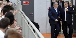 Orbán Viktor Pécsett: nem válhatunk az ellenfél játékszerévé, sosem alázhatnak meg bennünket Orbán Viktor Pécsett: nem válhatunk az ellenfél játékszerévé, sosem alázhatnak meg bennünket