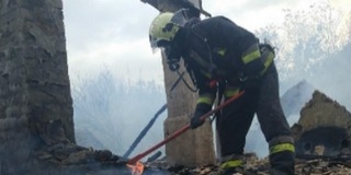 Lakhatatlanná vált a kigyulladt kátolyi ház