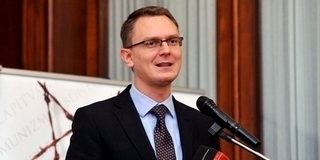 Hétfőn érkezik a bankszámlákra a nyugdíjprémium