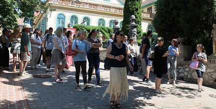 Már csaknem kétezren látogatták meg ingyenesen a Zsolnay-negyedet Baranyából