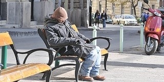 A hideg idő és a törvényi szigorítás miatt megteltek a hajléktalanszállók Pécsett A hideg idő és a törvényi szigorítás miatt megteltek a hajléktalanszállók Pécsett