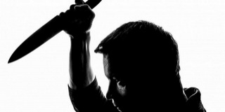 Késsel kergetett egy ismeretlen férfi egy 16 éves diáklányt a Kertvárosban Késsel kergetett egy ismeretlen férfi egy 16 éves diáklányt a Kertvárosban