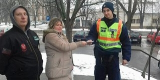 Háromszázezret talált egy szekszárdi nő, hívta a rendőröket