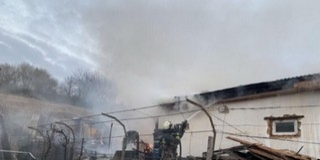 Kerti hulladékot égettek, leégett egy műhely