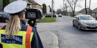 Százkettő autóst értek gyorshajtáson Baranyában a monstre ellenőrzés alkalmával