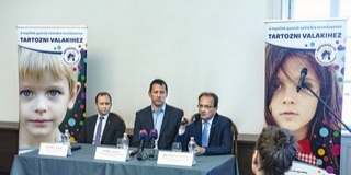 Fülöp Attila Pécsett: a nevelőszülők jövőt adnak a gyermekeknek Fülöp Attila Pécsett: a nevelőszülők jövőt adnak a gyermekeknek
