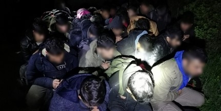 Megint jöttek: 25 migránst fogtak el Baranyában éjjel