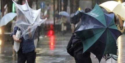 Viharossá fokozódó szélre figyelmeztetnek a meteorológusok