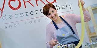 Blogján keresztül keltette életre rajongását a tésztaimádó családanya, Petike Petra Blogján keresztül keltette életre rajongását a tésztaimádó családanya, Petike Petra