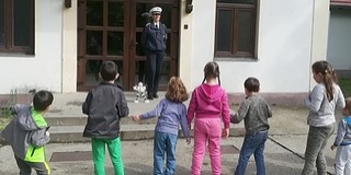Robot Robival táncolhattak a sátorhelyi óvodások Robot Robival táncolhattak a sátorhelyi óvodások