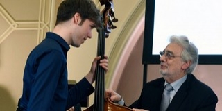 Plácido Domingo és a kormány is támogatja a tehetségeket