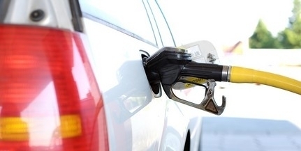 Pénteken ismét csökken az üzemanyagok ára