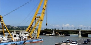 Valószínűleg csak az ünnepek után emelhetik ki a Hableány roncsait