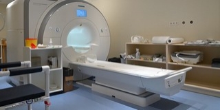 Csúcskategóriás MR-berendezés segíti a diagnosztikát Pécsett Csúcskategóriás MR-berendezés segíti a diagnosztikát Pécsett