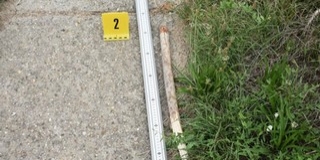 Karóval jött, nem virággal: megtámadta szomszédját egy nyugdíjas