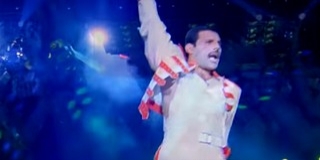 Tavaszi szél vizet áraszt: 33 éve énekelte Freddie Mercury - Vdeó!